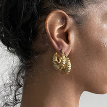 Load image into Gallery viewer, Gold Luck - Statement
